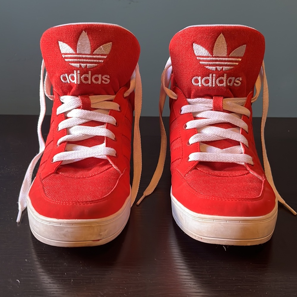 Vintage Adidas Men’s high-top sneakers - Red and white, size 11.5, like new
